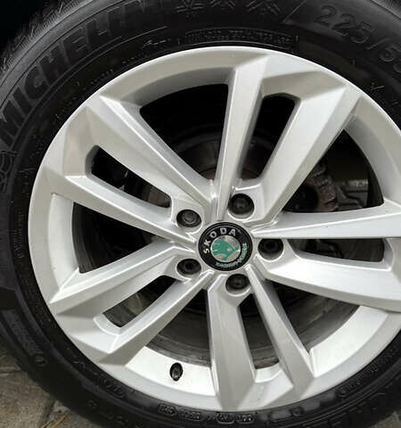 Сірий Шкода Суперб, об'ємом двигуна 1.78 л та пробігом 131 тис. км за 5200 $, фото 17 на Automoto.ua