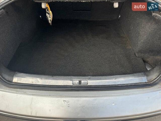 Шкода Суперб 2002 в Белой Церкве на Automoto.ua Серый Шкода Суперб, объемом двигателя 2.77 л и пробегом 300 тыс. км за 2999 $, фото 7 на Automoto.ua