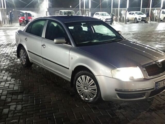 Серый Шкода Суперб, объемом двигателя 0 л и пробегом 300 тыс. км за 3999 $, фото 1 на Automoto.ua