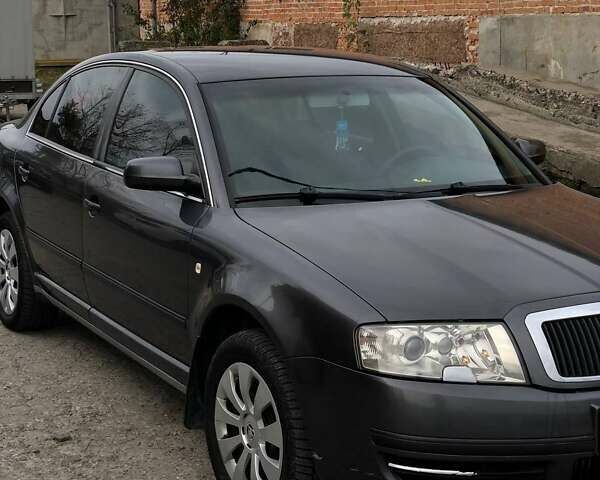 Шкода Суперб 2003 в Хмельницком на Automoto.ua Серый Шкода Суперб, объемом двигателя 1.78 л и пробегом 218 тыс. км за 4200 $, фото 3 на Automoto.ua