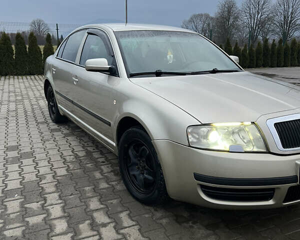 Серый Шкода Суперб, объемом двигателя 1.9 л и пробегом 480 тыс. км за 4555 $, фото 4 на Automoto.ua