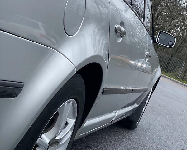 Сірий Шкода Суперб, об'ємом двигуна 2.77 л та пробігом 285 тис. км за 4000 $, фото 7 на Automoto.ua