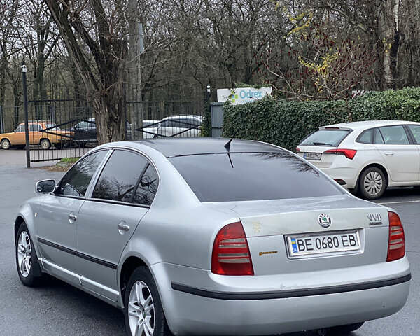 Сірий Шкода Суперб, об'ємом двигуна 2.77 л та пробігом 285 тис. км за 4000 $, фото 4 на Automoto.ua