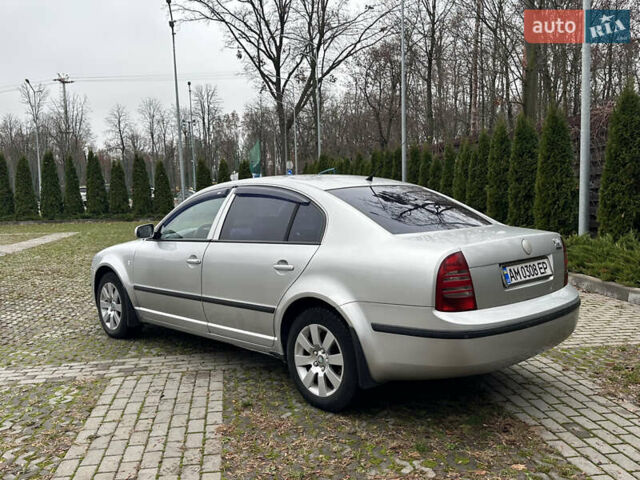 Серый Шкода Суперб, объемом двигателя 2.77 л и пробегом 327 тыс. км за 5500 $, фото 7 на Automoto.ua