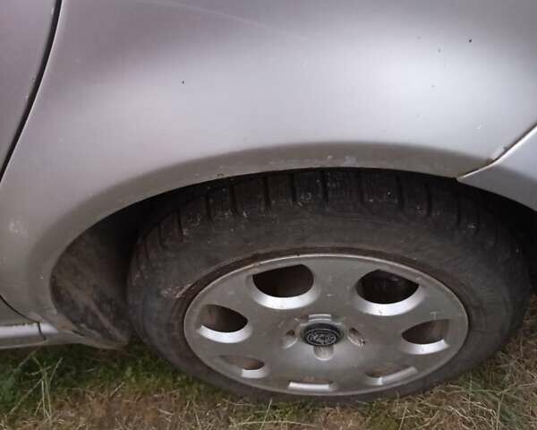 Серый Шкода Суперб, объемом двигателя 1.9 л и пробегом 180 тыс. км за 3000 $, фото 5 на Automoto.ua