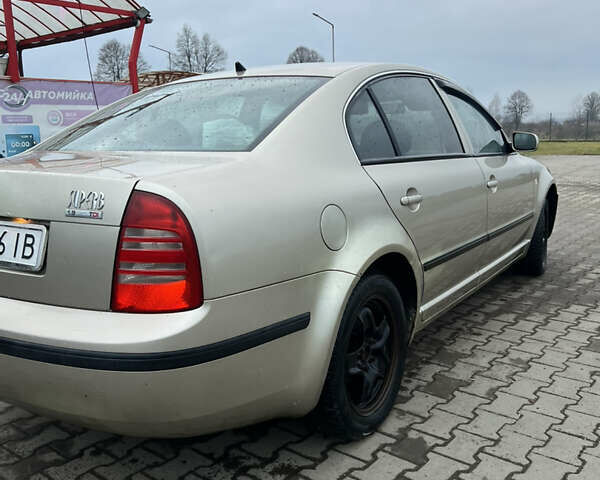 Серый Шкода Суперб, объемом двигателя 1.9 л и пробегом 480 тыс. км за 4555 $, фото 6 на Automoto.ua