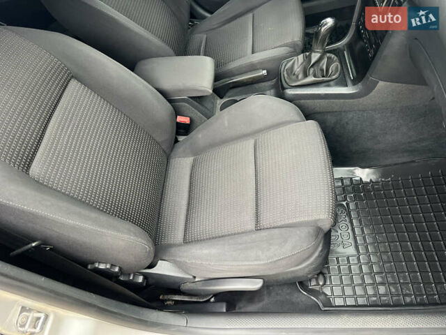 Серый Шкода Суперб, объемом двигателя 1.78 л и пробегом 454 тыс. км за 5100 $, фото 24 на Automoto.ua