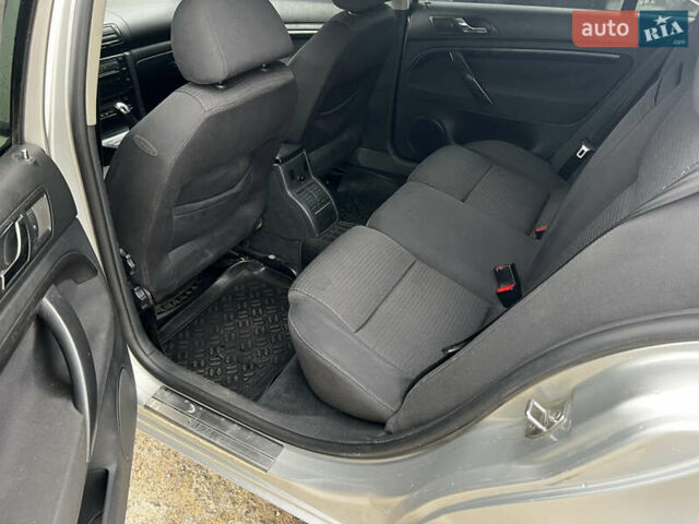 Серый Шкода Суперб, объемом двигателя 1.78 л и пробегом 454 тыс. км за 5100 $, фото 25 на Automoto.ua