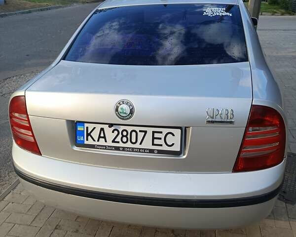 Сірий Шкода Суперб, об'ємом двигуна 1.8 л та пробігом 390 тис. км за 5500 $, фото 5 на Automoto.ua