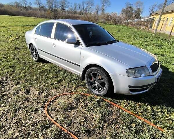 Серый Шкода Суперб, объемом двигателя 1.8 л и пробегом 340 тыс. км за 4000 $, фото 6 на Automoto.ua