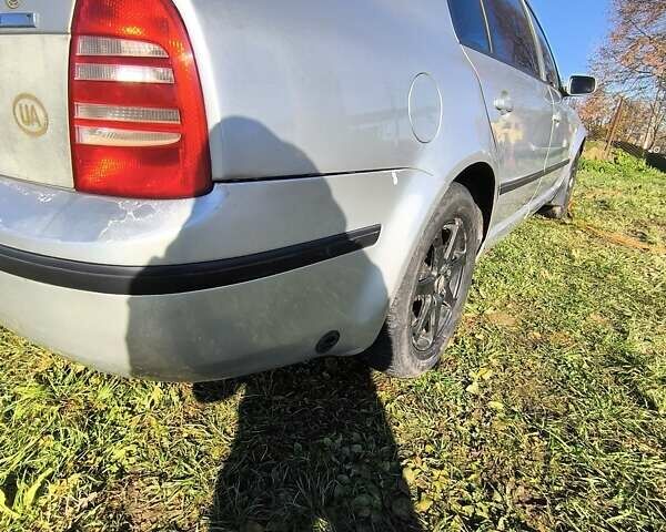 Серый Шкода Суперб, объемом двигателя 1.8 л и пробегом 340 тыс. км за 4000 $, фото 4 на Automoto.ua