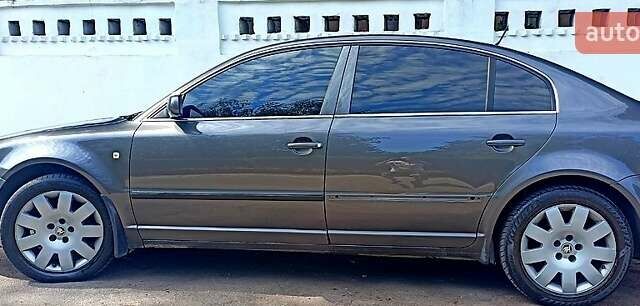 Сірий Шкода Суперб, об'ємом двигуна 1.9 л та пробігом 238 тис. км за 4300 $, фото 6 на Automoto.ua