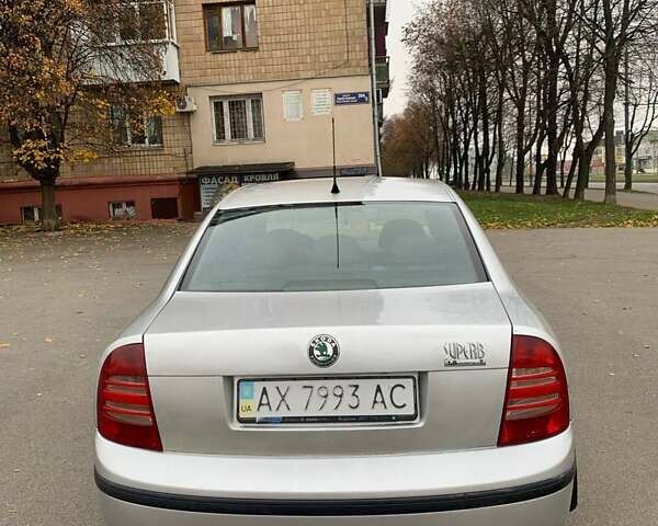 Сірий Шкода Суперб, об'ємом двигуна 1.8 л та пробігом 312 тис. км за 5000 $, фото 1 на Automoto.ua