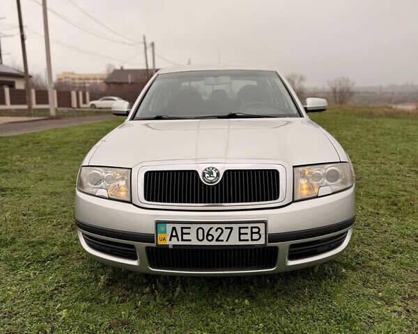 Сірий Шкода Суперб, об'ємом двигуна 1.8 л та пробігом 134 тис. км за 5999 $, фото 1 на Automoto.ua