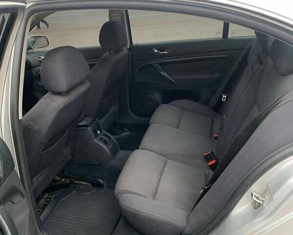 Сірий Шкода Суперб, об'ємом двигуна 1.8 л та пробігом 312 тис. км за 5000 $, фото 5 на Automoto.ua