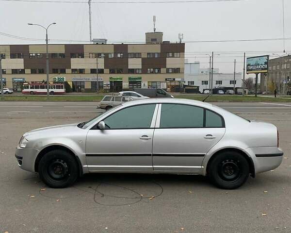 Сірий Шкода Суперб, об'ємом двигуна 1.8 л та пробігом 312 тис. км за 5000 $, фото 3 на Automoto.ua