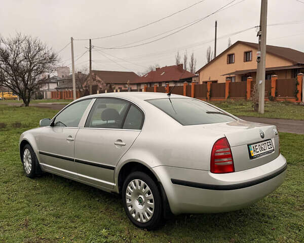 Сірий Шкода Суперб, об'ємом двигуна 1.8 л та пробігом 134 тис. км за 5999 $, фото 5 на Automoto.ua