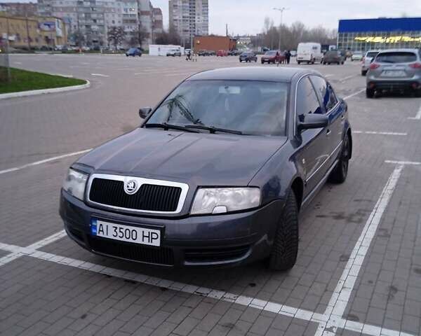 Серый Шкода Суперб, объемом двигателя 1.78 л и пробегом 248 тыс. км за 4400 $, фото 3 на Automoto.ua