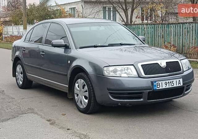 Сірий Шкода Суперб, об'ємом двигуна 2.5 л та пробігом 320 тис. км за 4750 $, фото 5 на Automoto.ua