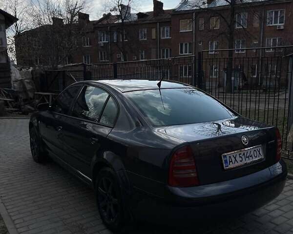 Серый Шкода Суперб, объемом двигателя 1.78 л и пробегом 334 тыс. км за 5600 $, фото 5 на Automoto.ua