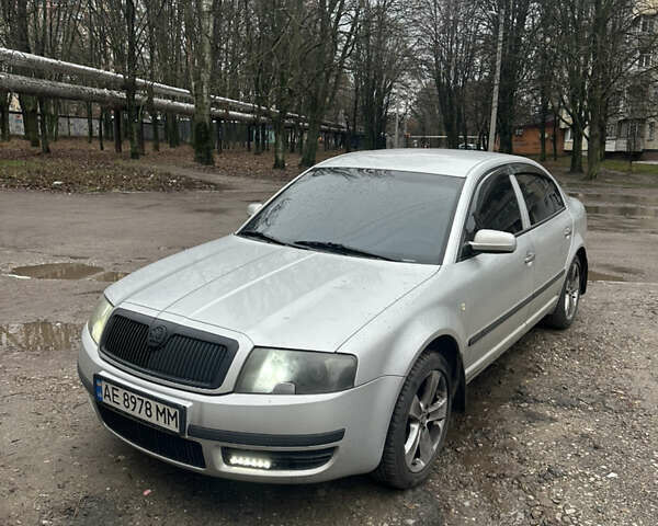 Серый Шкода Суперб, объемом двигателя 1.78 л и пробегом 324 тыс. км за 5300 $, фото 4 на Automoto.ua