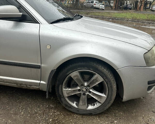 Серый Шкода Суперб, объемом двигателя 1.78 л и пробегом 324 тыс. км за 5300 $, фото 8 на Automoto.ua