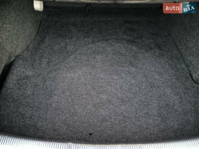 Шкода Суперб 2005 у Любомль на Automoto.ua Сірий Шкода Суперб, об'ємом двигуна 2.5 л та пробігом 290 тис. км за 5500 $, фото 24 на Automoto.ua