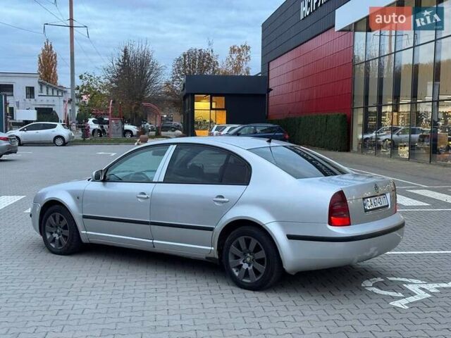 Шкода Суперб 2005 у Вінниці на Automoto.ua Сірий Шкода Суперб, об'ємом двигуна 1.9 л та пробігом 282 тис. км за 4550 $, фото 14 на Automoto.ua