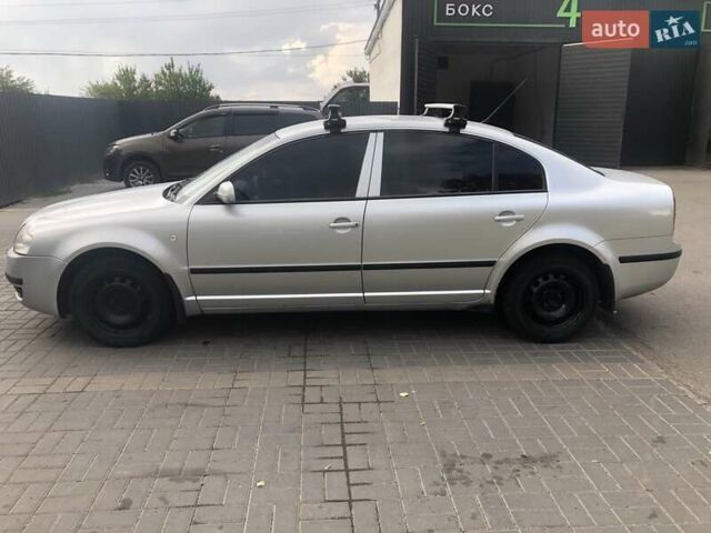 Сірий Шкода Суперб, об'ємом двигуна 1.9 л та пробігом 302 тис. км за 6500 $, фото 1 на Automoto.ua