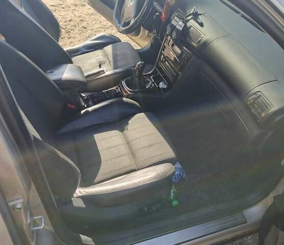 Серый Шкода Суперб, объемом двигателя 1.78 л и пробегом 240 тыс. км за 3700 $, фото 3 на Automoto.ua