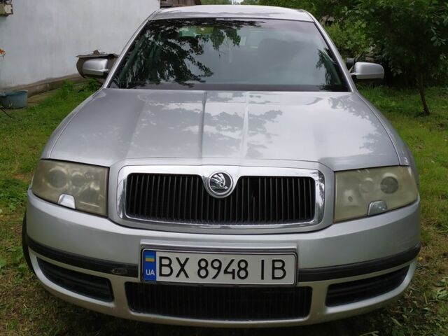 Серый Шкода Суперб, объемом двигателя 1.9 л и пробегом 300 тыс. км за 3018 $, фото 1 на Automoto.ua