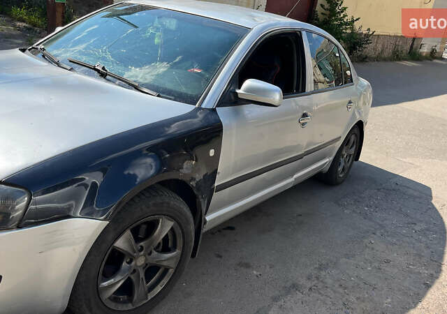 Сірий Шкода Суперб, об'ємом двигуна 1.9 л та пробігом 280 тис. км за 3500 $, фото 2 на Automoto.ua