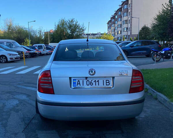 Серый Шкода Суперб, объемом двигателя 1.78 л и пробегом 197 тыс. км за 4500 $, фото 1 на Automoto.ua