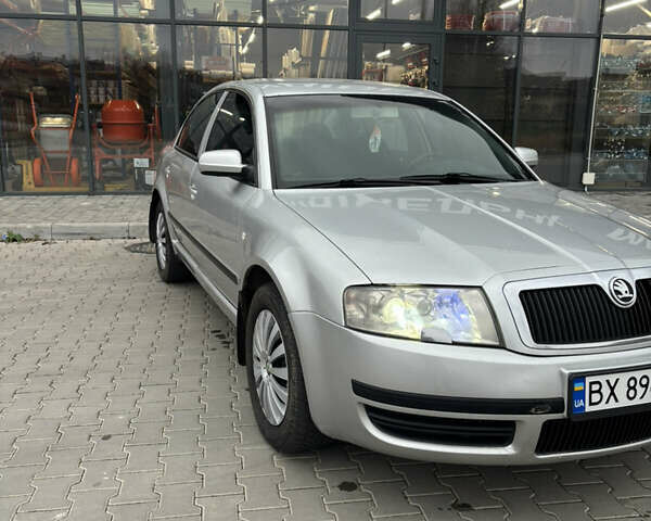 Серый Шкода Суперб, объемом двигателя 1.9 л и пробегом 250 тыс. км за 5099 $, фото 1 на Automoto.ua