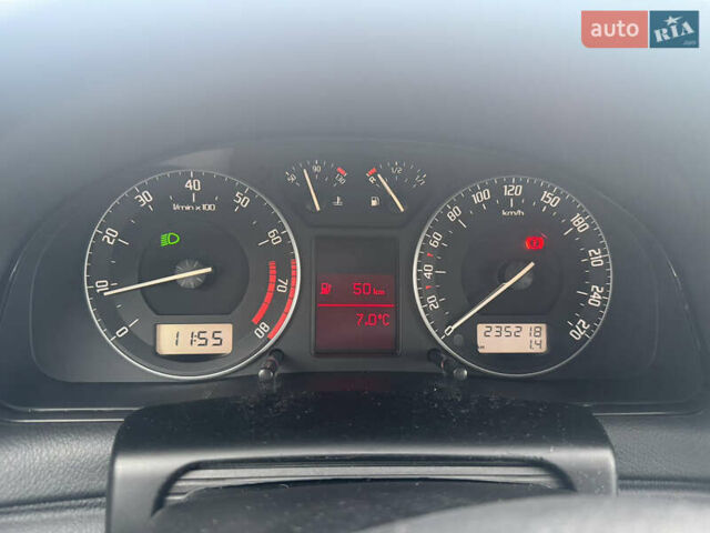 Сірий Шкода Суперб, об'ємом двигуна 1.8 л та пробігом 236 тис. км за 6999 $, фото 13 на Automoto.ua