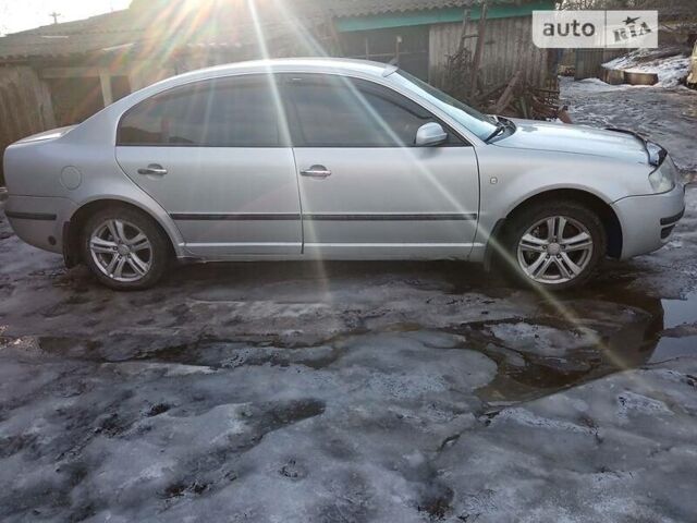 Серый Шкода Суперб, объемом двигателя 1.8 л и пробегом 281 тыс. км за 3800 $, фото 2 на Automoto.ua