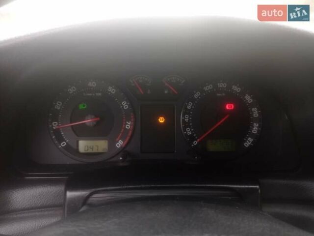 Сірий Шкода Суперб, об'ємом двигуна 1.78 л та пробігом 340 тис. км за 2999 $, фото 24 на Automoto.ua