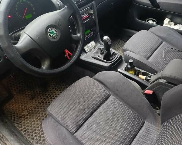 Серый Шкода Суперб, объемом двигателя 1.78 л и пробегом 140 тыс. км за 6200 $, фото 3 на Automoto.ua