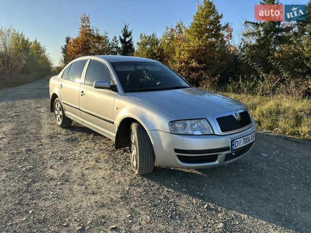 Шкода Суперб 2006 у Івано-Франківську на Automoto.ua Сірий Шкода Суперб, об'ємом двигуна 1.78 л та пробігом 295 тис. км за 5900 $, фото 1 на Automoto.ua
