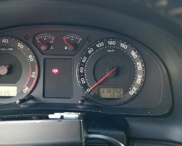 Серый Шкода Суперб, объемом двигателя 1.78 л и пробегом 378 тыс. км за 3650 $, фото 3 на Automoto.ua