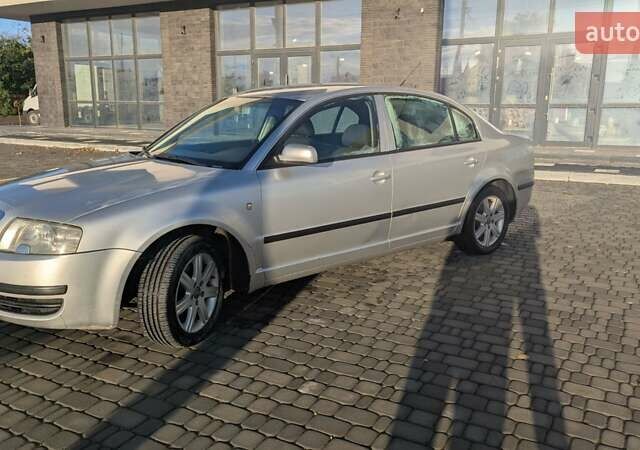 Серый Шкода Суперб, объемом двигателя 1.9 л и пробегом 360 тыс. км за 4500 $, фото 3 на Automoto.ua