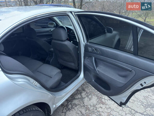 Сірий Шкода Суперб, об'ємом двигуна 1.78 л та пробігом 270 тис. км за 5300 $, фото 9 на Automoto.ua