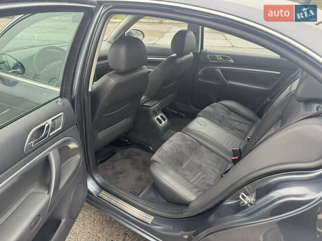 Сірий Шкода Суперб, об'ємом двигуна 1.8 л та пробігом 236 тис. км за 6999 $, фото 11 на Automoto.ua