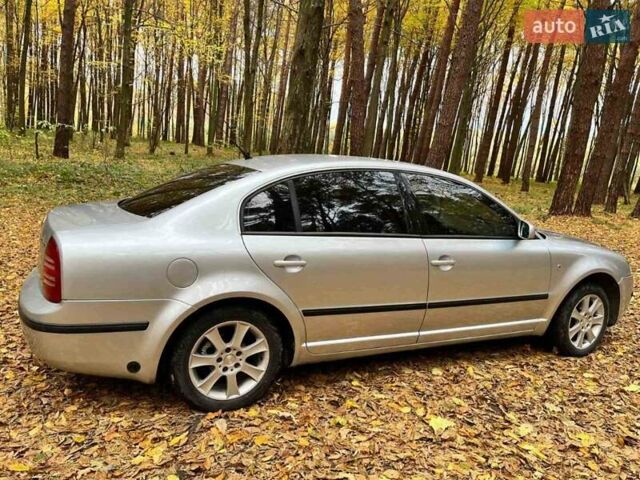 Серый Шкода Суперб, объемом двигателя 1.78 л и пробегом 300 тыс. км за 5500 $, фото 7 на Automoto.ua