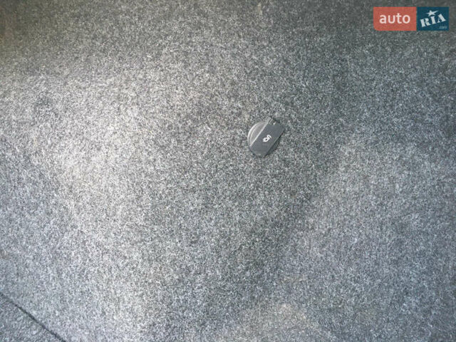 Сірий Шкода Суперб, об'ємом двигуна 1.8 л та пробігом 262 тис. км за 6700 $, фото 67 на Automoto.ua