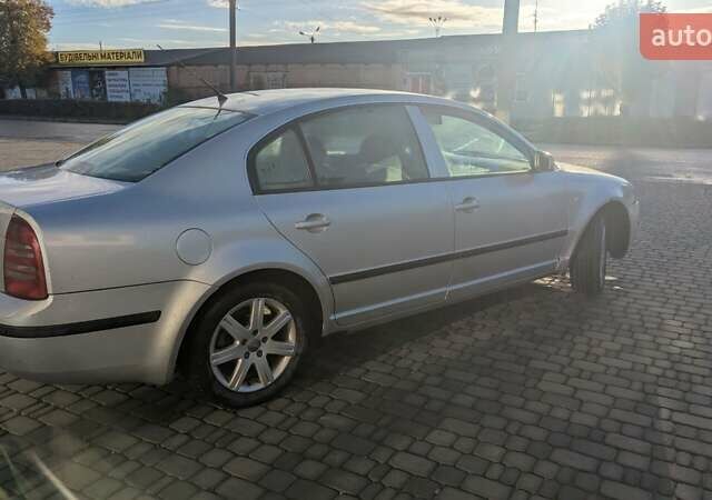 Серый Шкода Суперб, объемом двигателя 1.9 л и пробегом 360 тыс. км за 4500 $, фото 4 на Automoto.ua