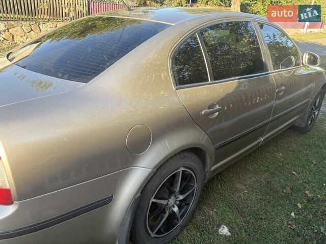 Серый Шкода Суперб, объемом двигателя 1.8 л и пробегом 256 тыс. км за 5200 $, фото 9 на Automoto.ua