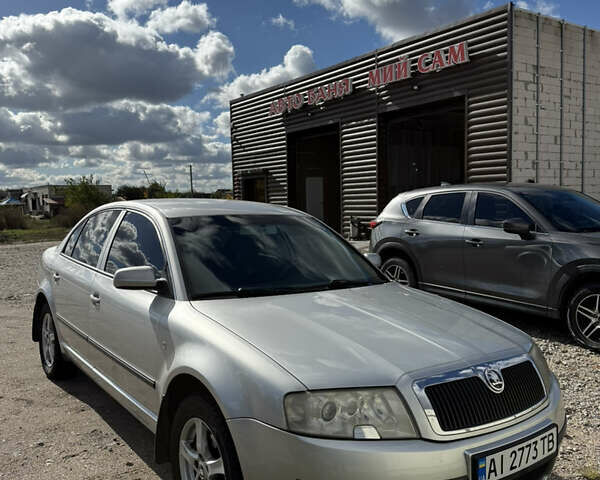 Серый Шкода Суперб, объемом двигателя 1.78 л и пробегом 314 тыс. км за 6200 $, фото 6 на Automoto.ua