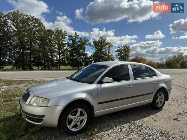 Серый Шкода Суперб, объемом двигателя 1.78 л и пробегом 314 тыс. км за 6200 $, фото 1 на Automoto.ua
