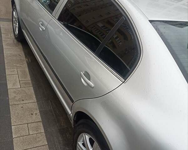 Серый Шкода Суперб, объемом двигателя 1.78 л и пробегом 265 тыс. км за 5300 $, фото 8 на Automoto.ua